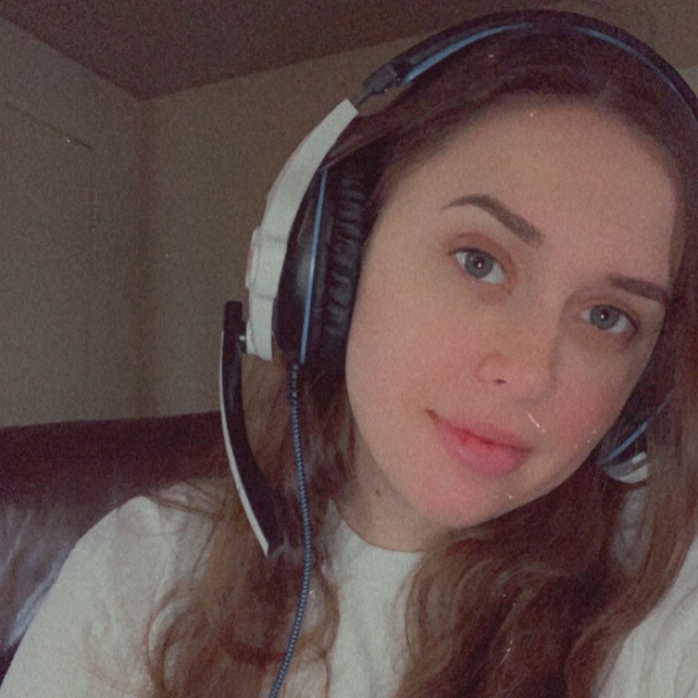 Meet your Posher, Kaylie